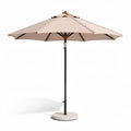 Parasol met een beige doek en een gewichtsbasis van 200 x 200 x 250cm