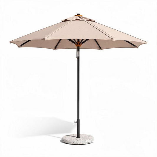 Parasol met een beige doek en een gewichtsbasis van 200 x 200 x 250cm